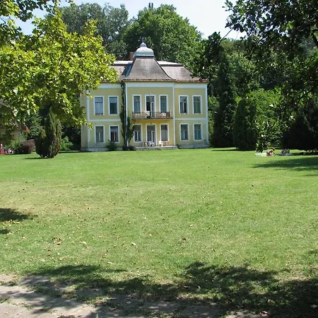 Szálloda Club Aliga Retro Balatonvilágos