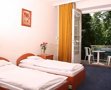 Club Aliga Retro Hotel